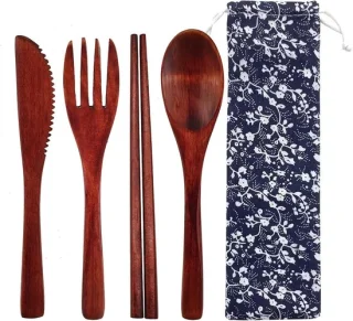 Houten bestekset voor kinderen, 4-delig met lepel, vork, mes en tas