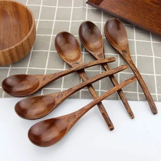 Japanse Nanmu houten soeplepels set van 6