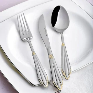 Karaca Mantilla 84-delig – Luxe goudbestek voor 12 personen