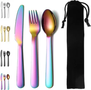 Kleurrijke Camping Bestekset met Mes, Vork en Lepel van Roestvrij Staal, Inclusief Zwarte Opbergtas, Ideaal voor Buitenactiviteiten, Kamperen en Reizen, Vaatwasmachinebestendig