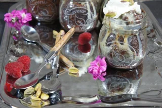 Laguiole Style de Vie Luxury Line bestekset 16-delig olijfhout