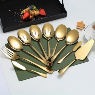 Set van 10 gouden opscheplepels