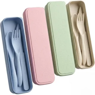 Set van 4 herbruikbaar reisbestek met etui