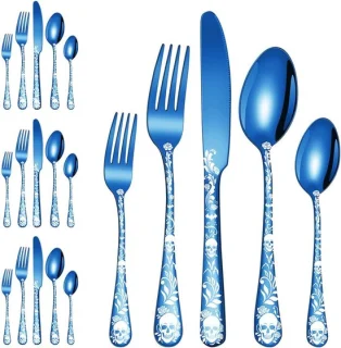 Skeletbestekset voor 4 personen met doodskopbloemmotief