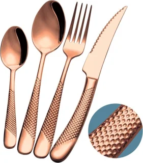 SnelShoppen - 24-delig Modern Koperen Gesmeed Bestek Set met Ultra-Scherpe 2-in-1 Tandenmes, 18/10 RVS Zilverwerk, Roze Gouden Bestekset voor 6 Person