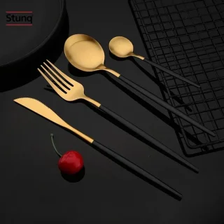 Stunq 4-delige bestekset zwart goud rvs
