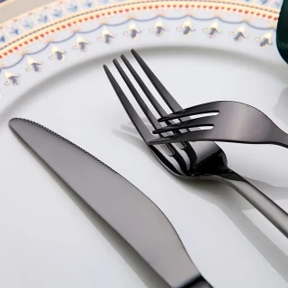Unyqoos® Luxe Zwarte Bestekset 30-delig voor 6 Personen