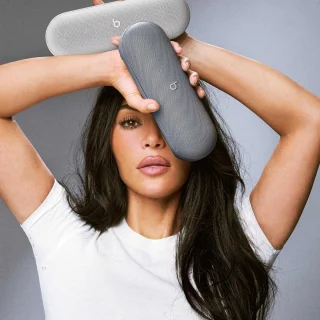 Beats Pill x Kim Kardashian Gen3 Bluetooth Speaker - Light Gray