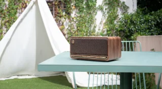 Edifier MP230 Bluetooth Speaker Hout Retro