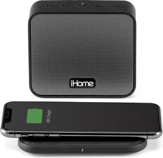 De iHome iBTW88BGE speaker en oplader in één oogopslag
