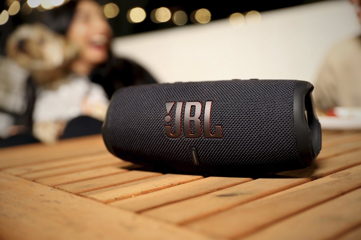 JBL Charge 5 Bluetooth Speaker Turquoise