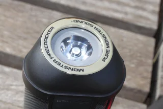 Monster FireCracker Luidspreker