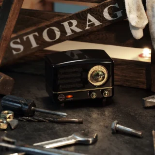 MUZEN OTR Metal Draagbare Bluetooth Radio Zwart