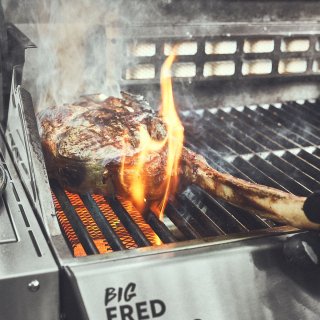 Wat vinden we goed aan de BURNHARD® Big FRED Black Series 3 - 4 branders gasbarbecue