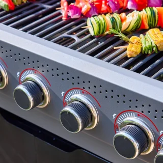 sweeek gasbarbecue Edmond 6+1 branders zwart