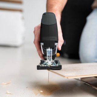 Wat vinden we goed aan de Batavia Accu-decoupeerzaag 12V