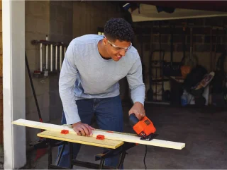 Black & Decker 520W Pendeldecoupeerzaag