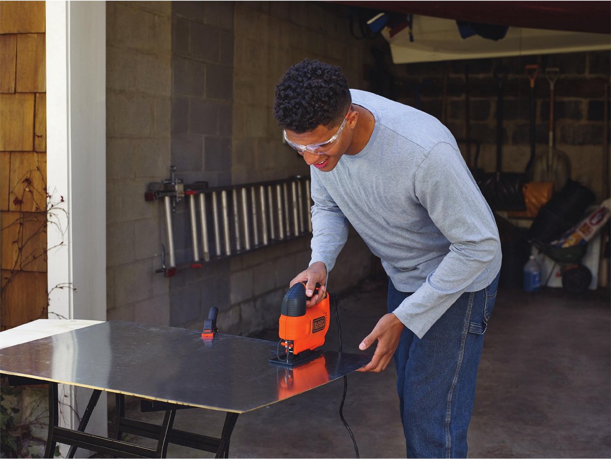 Black & Decker 520W Pendeldecoupeerzaag