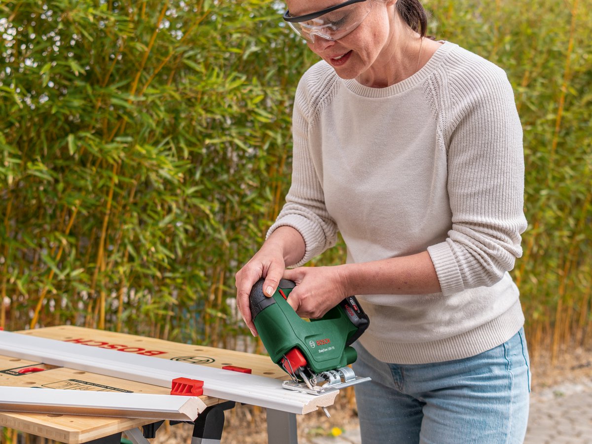 Bosch EasySaw 18V-70 Decoupeerzaag Zonder Accu en Lader