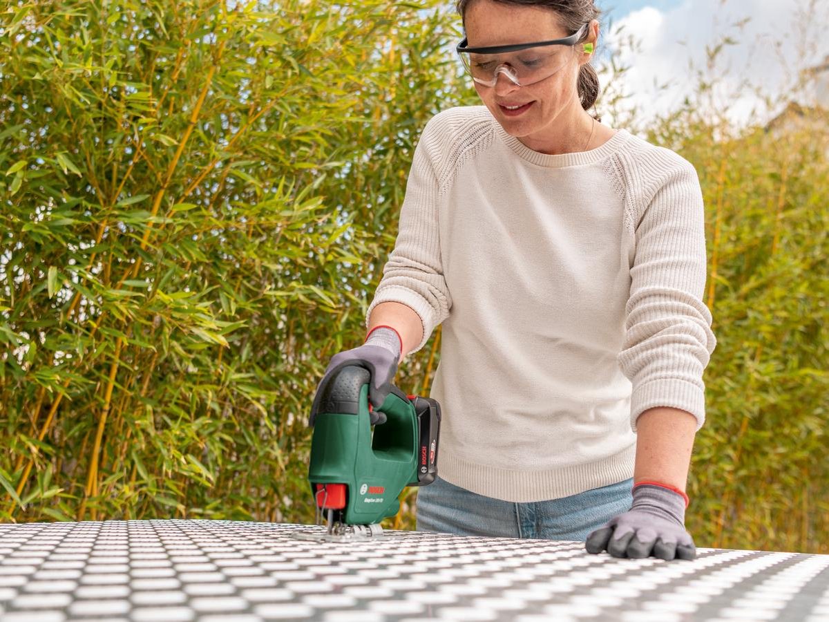 Bosch EasySaw 18V-70 Decoupeerzaag Zonder Accu en Lader