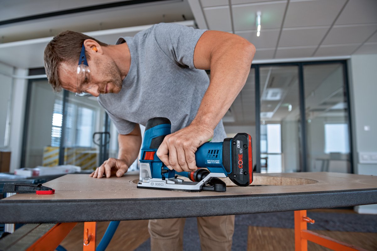 Bosch Professional GST 18V-155 SC Accu Decoupeerzaag Basic Body