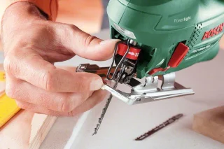 Bosch PST 900 PEL decoupeerzaag 620W