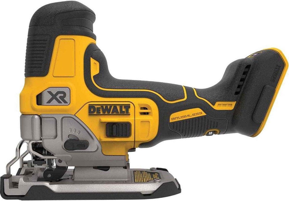 De DeWALT DCS335N 18V Li-Ion XR Decoupeerzaag body 135mm in één oogopslag