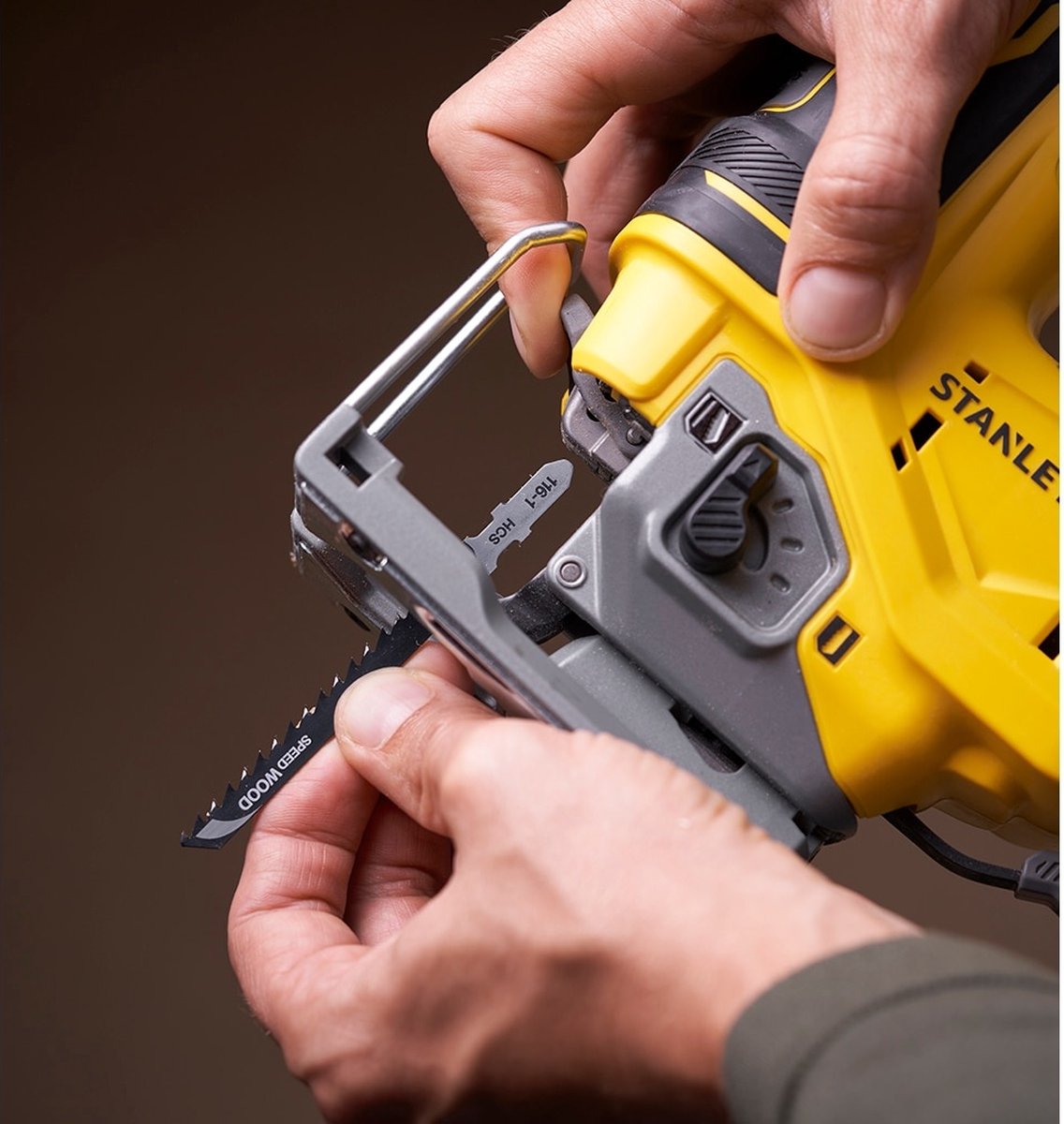 Stanley FATMAX V20 SFMCS650B Accu Decoupeerzaag 18V Basic