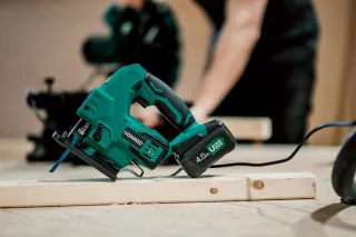 VONROC VPower 20V Accu decoupeerzaag met accu en accessoires