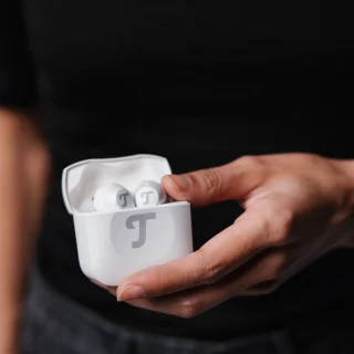 Teufel AIRY TWS PRO - True-Wireless in-ear Bluetooth-hoofdtelefoon met actieve ruisonderdrukking, transparantiemodus, draadloos opladen, IPX4 waterbestendig - Silver White