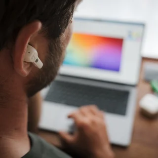 Teufel AIRY TWS PRO - True-Wireless in-ear Bluetooth-hoofdtelefoon met actieve ruisonderdrukking, transparantiemodus, draadloos opladen, IPX4 waterbestendig - Silver White