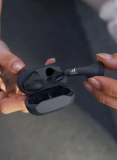 Adidas Z.N.E 01 In-ear koptelefoon