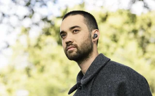 AKG N5 Hybrid Draadloze In-ear Headset Zwart