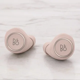 B&O BeoPlay E8 2.0 Limestone earbuds