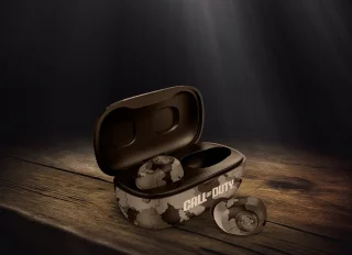 Call of Duty TWS Earbuds met Oplaadcase
