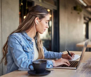 Creative Zen Air Plus True Wireless Oordopjes Wit