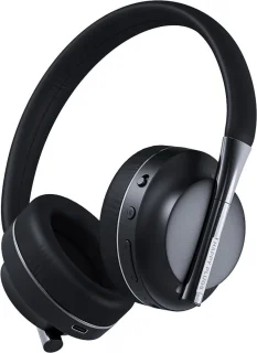 Happy Plugs Play Black