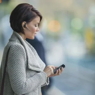 Plantronics Legend 87300-05 Bluetooth Headset Black