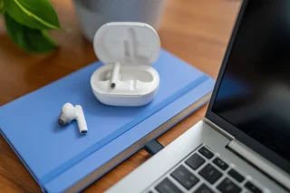 Poly Wireless Headphones