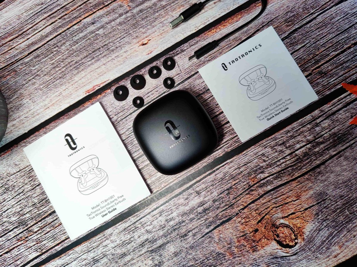 TaoTronics TT-BH1001 True Wireless Earbuds Black USB-C