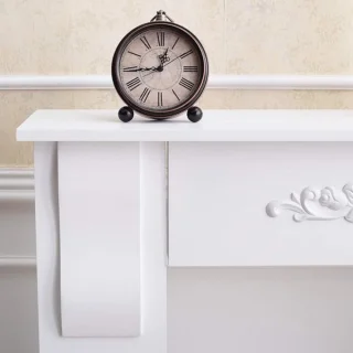 Decoratieve schoorsteenmantel klassiek wit shabby chic