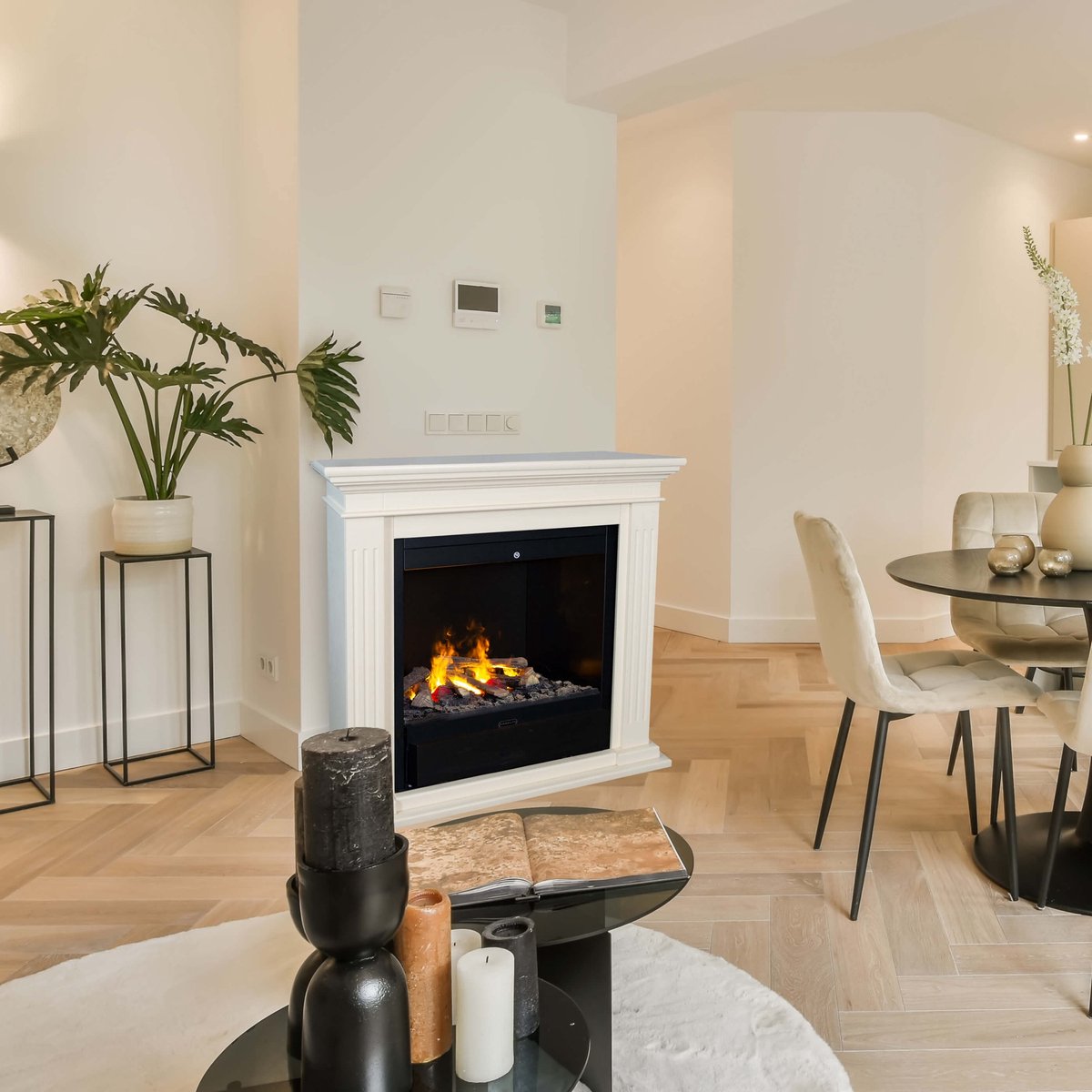 Xaralyn Cadiz MDF elektrische haard met Albany haardombouw wit