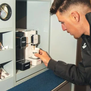 Espressomachine voor E.S.E. 44 mm, 0,85 l tank, zwart, korte en lange espresso