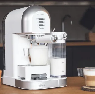 Cecotec Halfautomatische koffie Power Instant-ccino 20 Chic Serie Bianca. voor gemalen en capsulekoffie, 20 repen, melktank 0,7