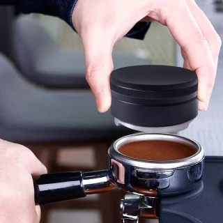 58mm koffiedistributeur en egaliseertool voor E61 portafilter