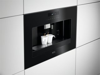 AEG KKE884500B Volledig Automatische Espressomachine