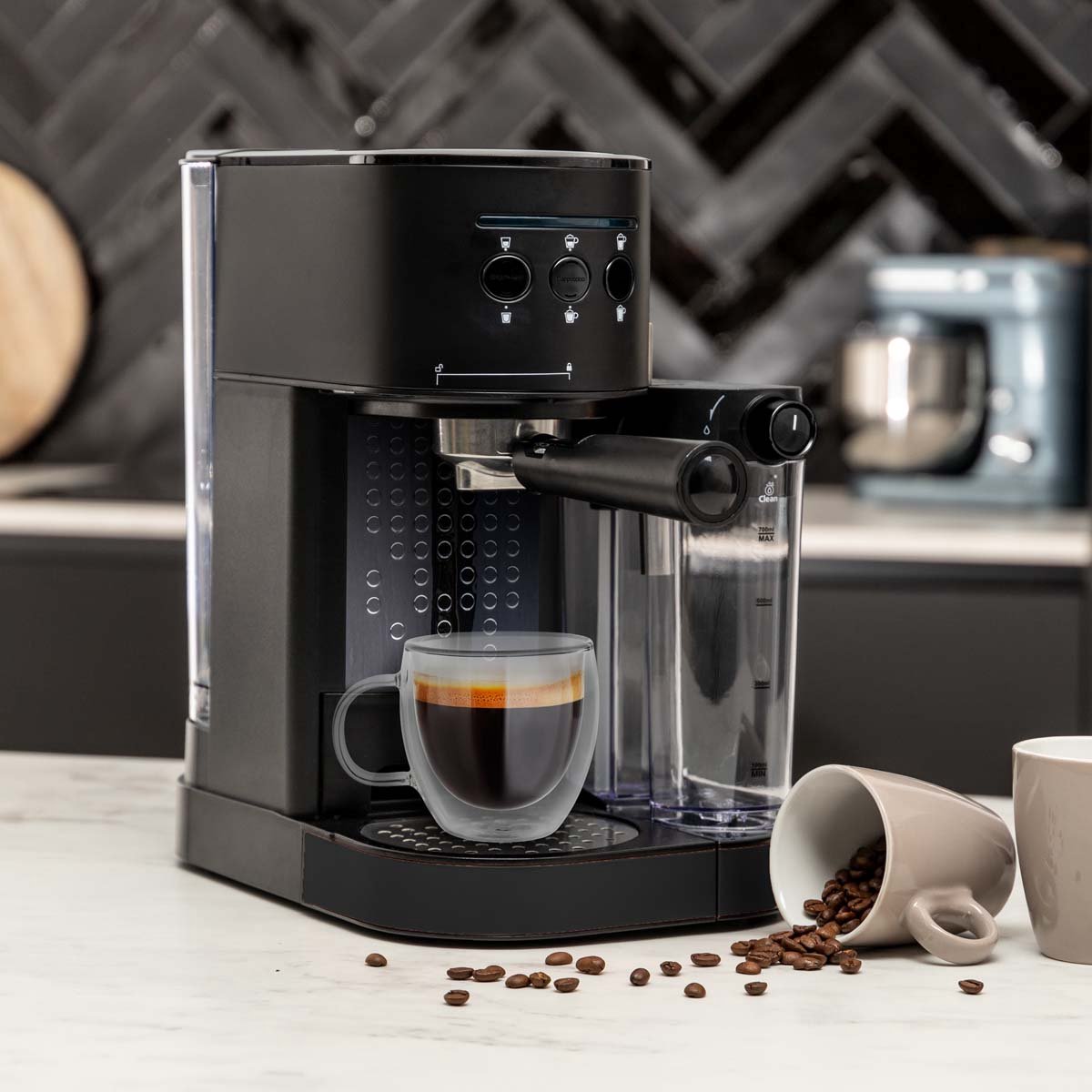 Wat vinden we goed aan de BluMill Piston Koffiemachine Mat Zwart