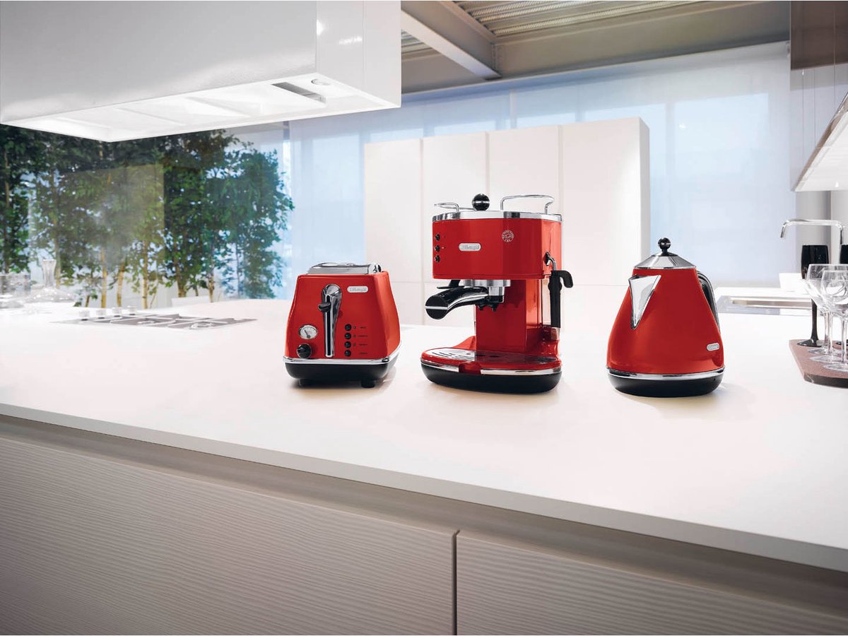 Wat vinden we goed aan de DeLonghi 311.R Pistonmachine Rood