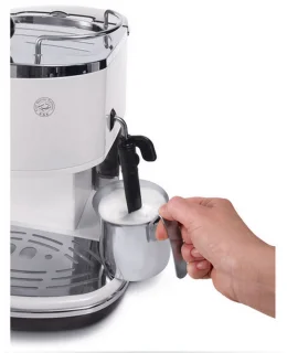 DeLonghi 311.W Pistonmachine Wit