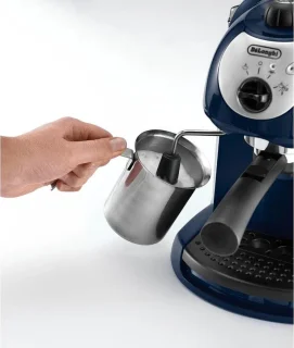 DeLonghi Dedica Style EC 190.CD Espressomachine Zwart